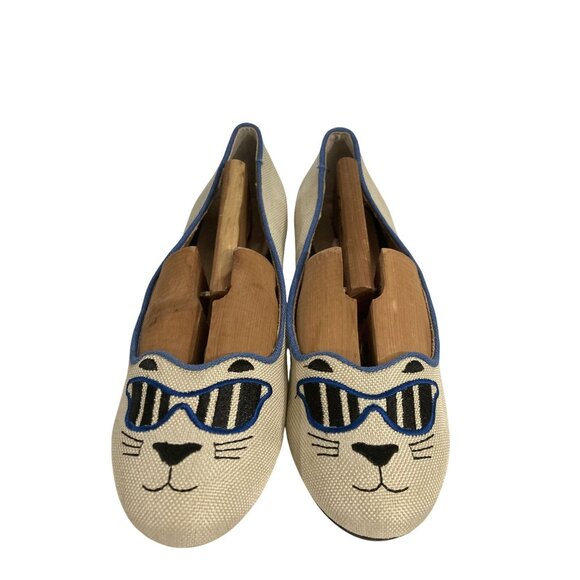 White Mountain Women’s size 7.5 beige Embroidered Cat  Slip-On Loafers shoes - Picture 2 of 7